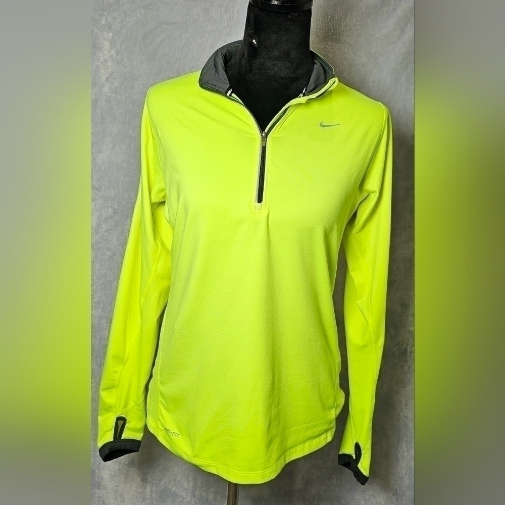 Nike Dri-Fit Quarter Zip Long Sleeve Pullover Size Medium * See Flaws
